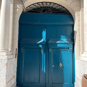 https://la-casa-di-chele.sicilyhotelsitaly.net